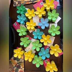 Set of 20 Large Flower Claw Hair Clips